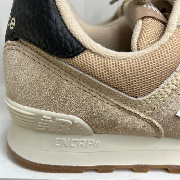 New Balance 574 Shoes in Beige/Black Size 8 in Men's. 9.5 Women's - Picture 6 of 8